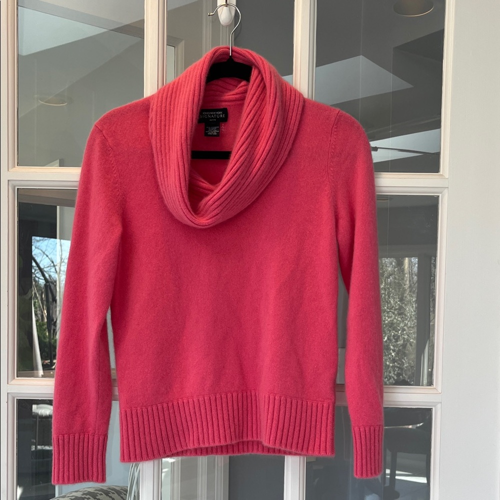 Jones New York Signature 100% Cashmere Sweater Pink Cowl Neck Size M Petite